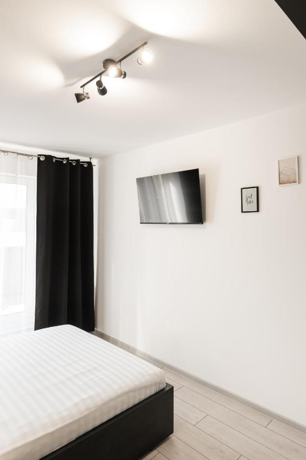 Skylark - Milano Studio With Terrace And Panoramic View Apartment บราชอฟ ภายนอก รูปภาพ